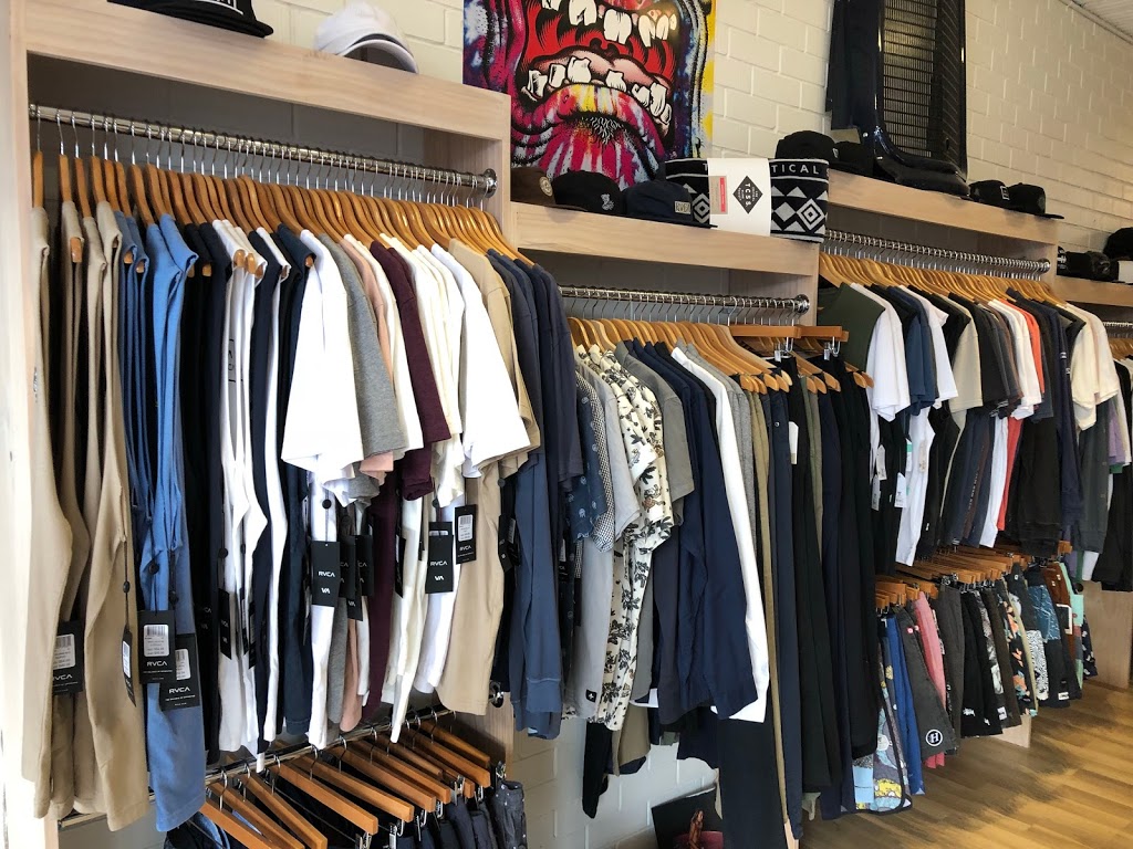Z Clothing | clothing store | 3/505 Pacific Hwy, Belmont NSW 2280, Australia | 0249454623 OR +61 2 4945 4623
