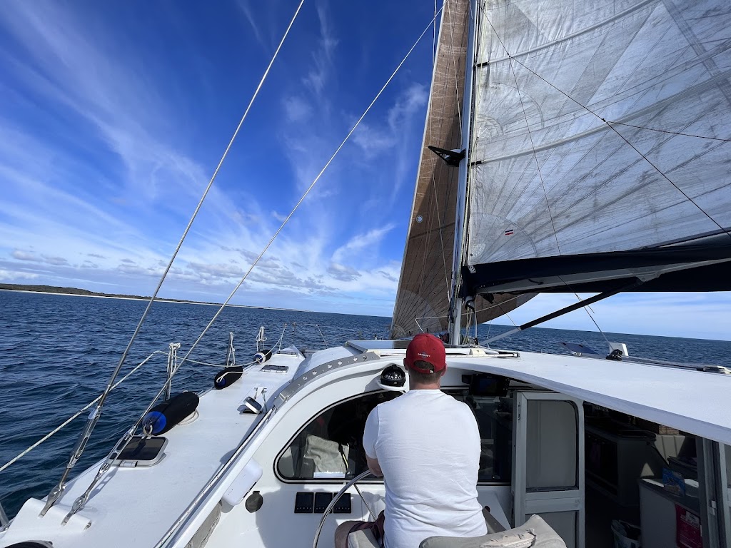 Watermark Sailing |  | 17 Buccaneer Dr, Urangan QLD 4655, Australia | 0409899452 OR +61 409 899 452