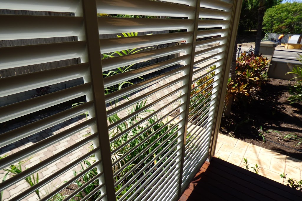 Screen n Shade | 91-93 Crocodile Cres, Mount St John QLD 4818, Australia | Phone: 1300 427 273