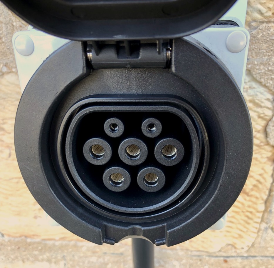 Electric Vehicle Charging Station | point of interest | 82 Onkaparinga Valley Rd, Woodside SA 5244, Australia | 0883897737 OR +61 8 8389 7737
