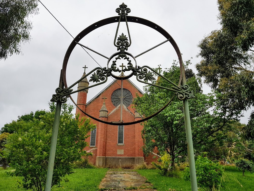 Noorat Presbyterian Church | church | Cnr McKinnons Bridge and Glenormiston Rds, Noorat VIC 3265, Australia | 0355925220 OR +61 3 5592 5220