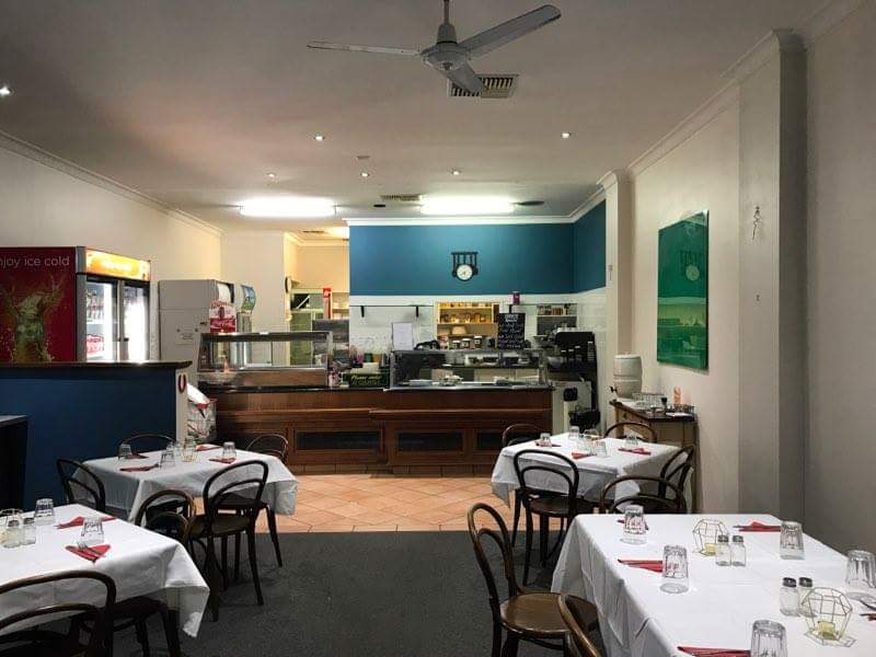 Bayleaf restaurant and cafe | meal delivery | 14B Baylis St, Wagga Wagga NSW 2650, Australia | 0269212848 OR +61 2 6921 2848
