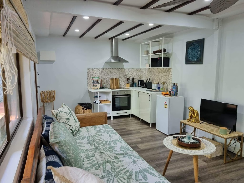 Rahasia Rainforest Retreat | 14 Staghorn Rd, Tamborine Mountain QLD 4272, Australia | Phone: 0426 899 228