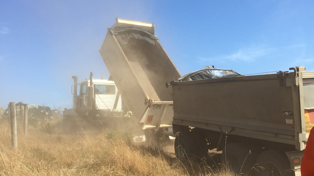 Dirt Maintenance Excavations | 360 Jeeralang W Rd, Jeeralang VIC 3840, Australia | Phone: 0488 936 136