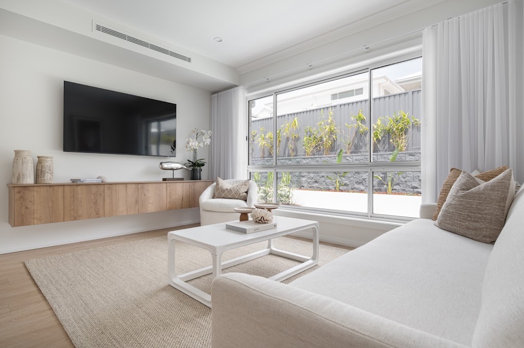 Wisdom Homes - HomeWorld Oran Park | 33 Christie St, Oran Park NSW 2570, Australia | Phone: 1300 855 775