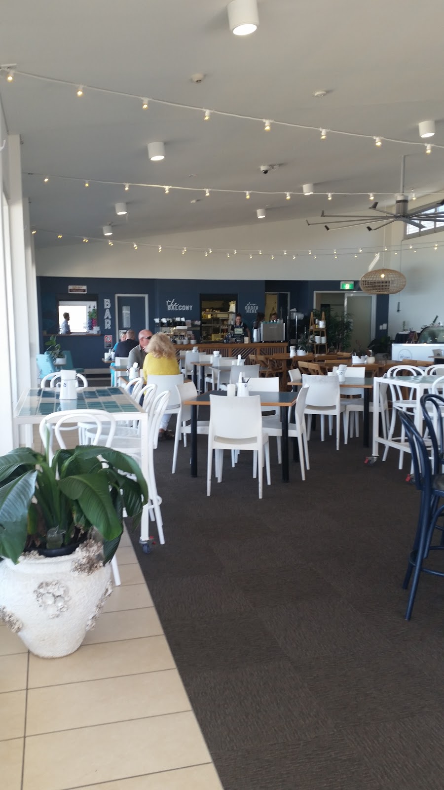 The Balcony Restaurant & Bar @ Shelly Beach Surf Club | Shelly Beach Rd, Shelly Beach NSW 2261, Australia | Phone: (02) 4334 6009