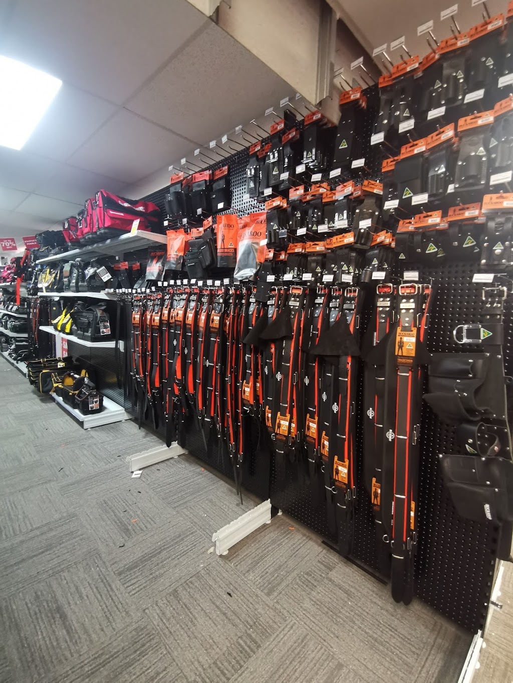 Sydney Tools Silverwater | hardware store | 50 Silverwater Rd, Silverwater NSW 2128, Australia | 0281991110 OR +61 2 8199 1110