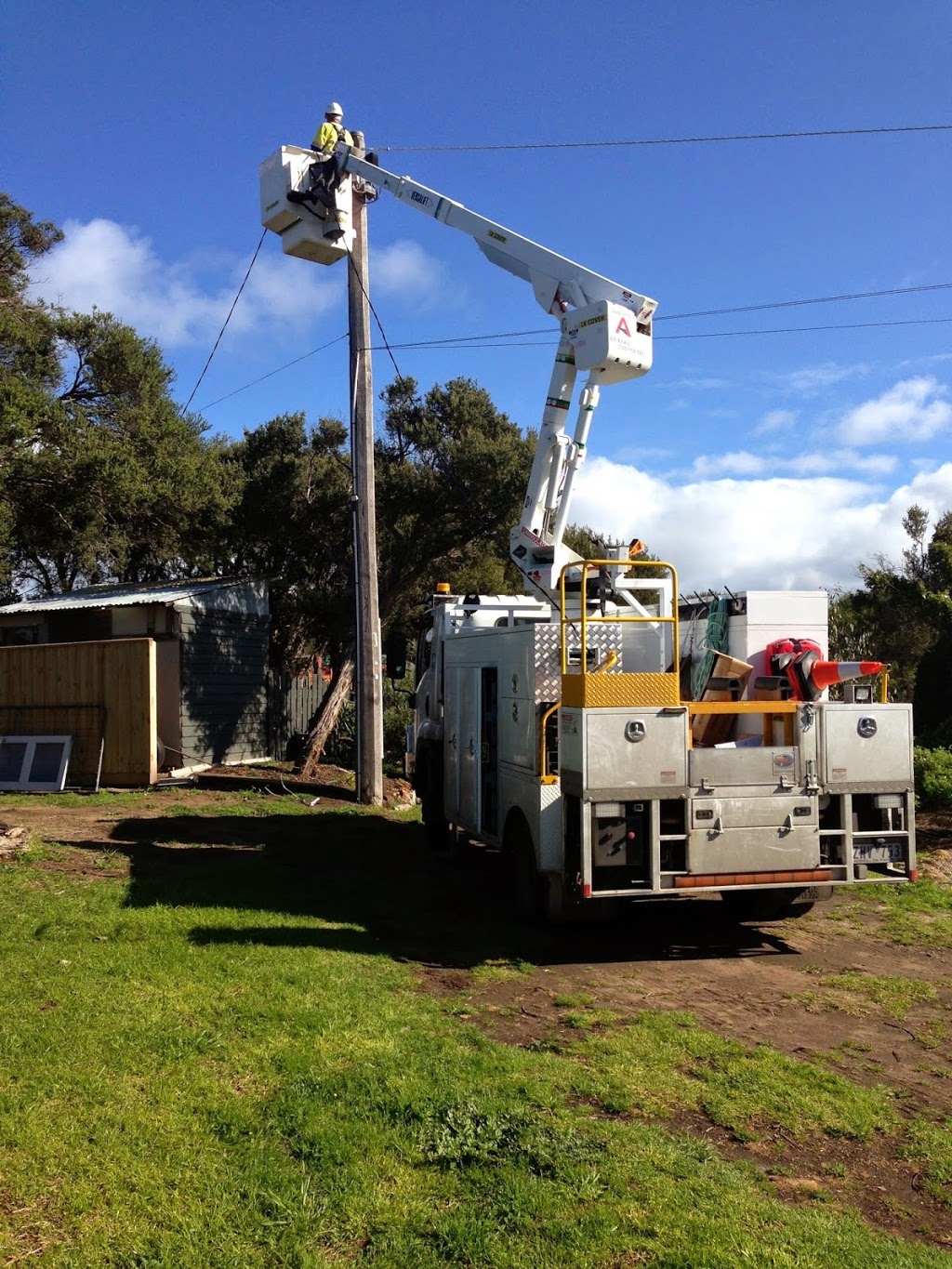 BEEL Electrical & Asset Services P/L | electrician | 2/10 Brasser Ave, Dromana VIC 3936, Australia | 0359873820 OR +61 3 5987 3820