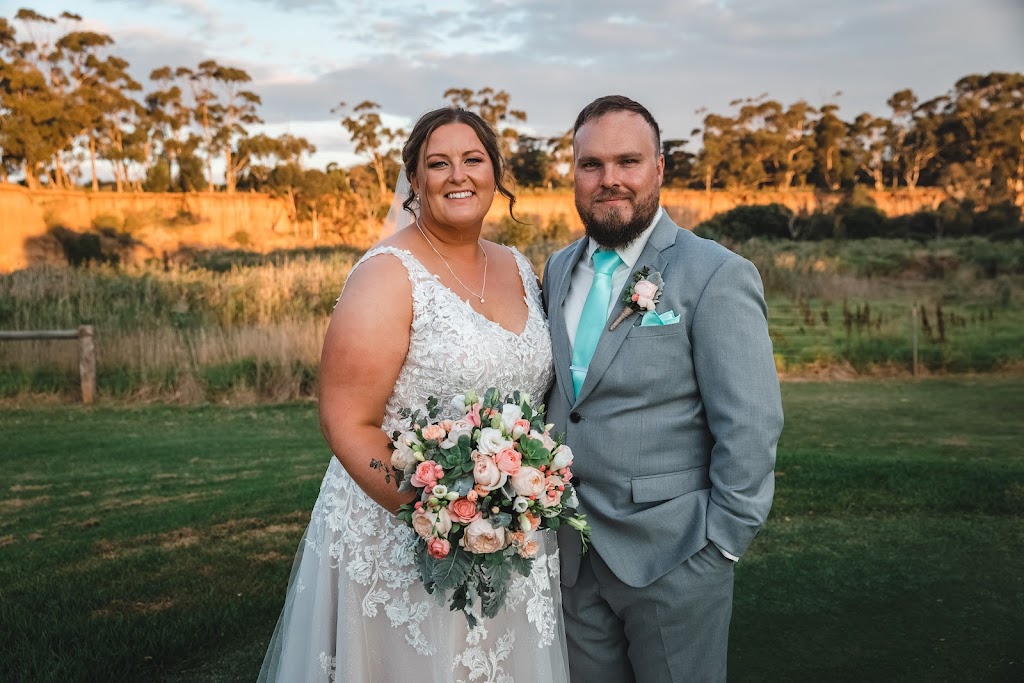 MD.MAKEUPARTIST GEELONG | 23 Melissa Dr, Lara VIC 3212, Australia | Phone: 0413 333 517