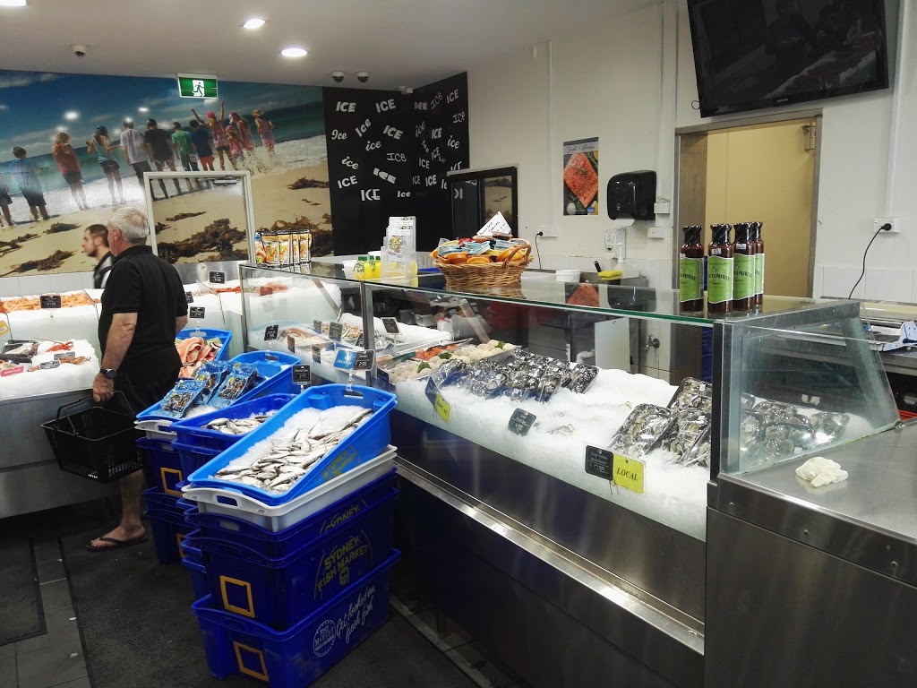 Nowra Fresh Fish & Meat Market | store | Moss St &, Princes Hwy, Nowra NSW 2541, Australia | 0244291900 OR +61 2 4429 1900