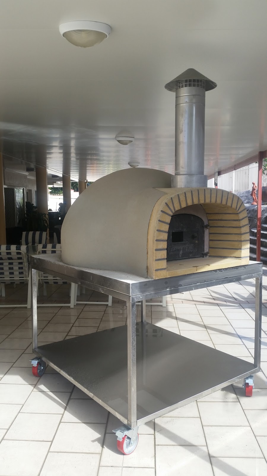 Pizza Ovens R Us Brisbane | home goods store | 1/32 Ereton Dr, Arundel QLD 4214, Australia | 0412934725 OR +61 412 934 725