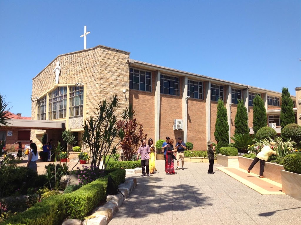 Sacred Heart Catholic Church Cabramatta | 13 Park Rd, Cabramatta NSW 2166, Australia | Phone: (02) 9724 2151