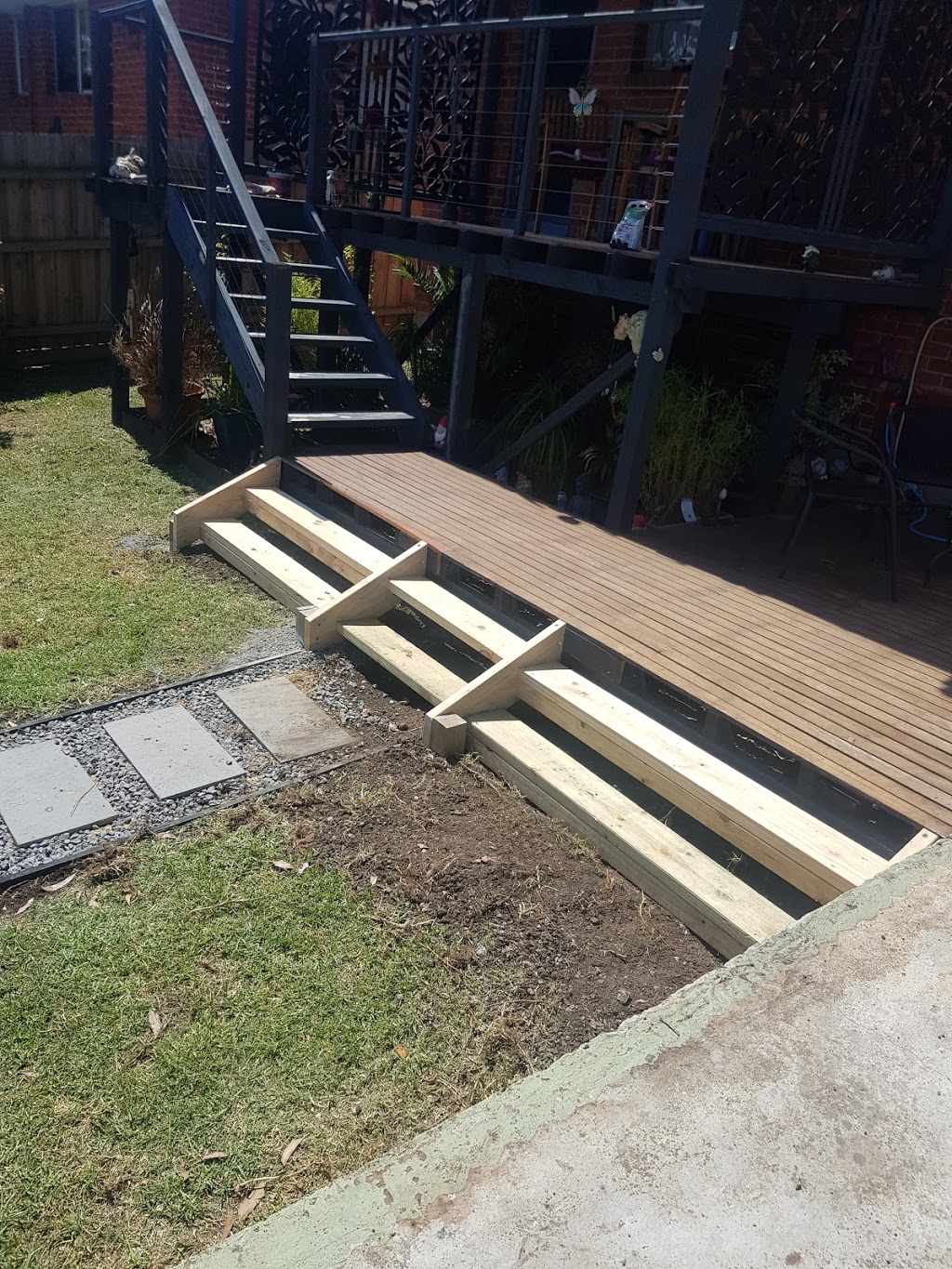 Flat Out Carpentry and Landscaping | Gisborne-Melton Rd, Kurunjang VIC 3337, Australia | Phone: 0432 431 770