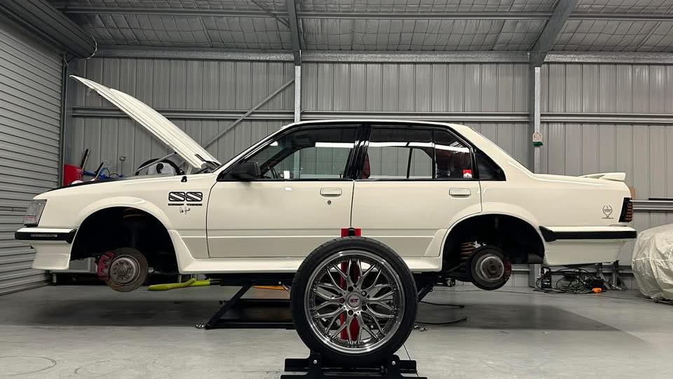 Pro Tint and Detailing | 8 Blighton Rd, Pitt Town NSW 2756, Australia | Phone: 0410 639 096