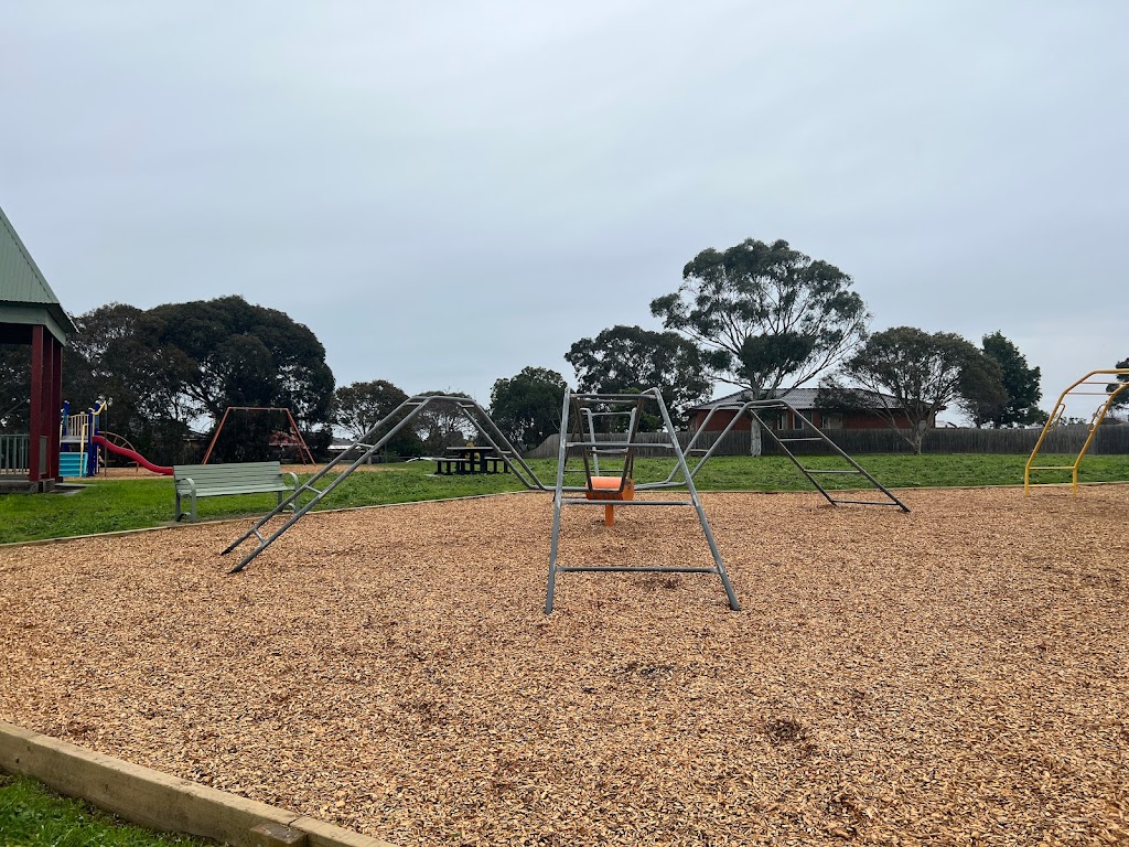 Highton Close Playground |  | 10 Highton Cl, Hampton Park VIC 3976, Australia | 0397993263 OR +61 3 9799 3263