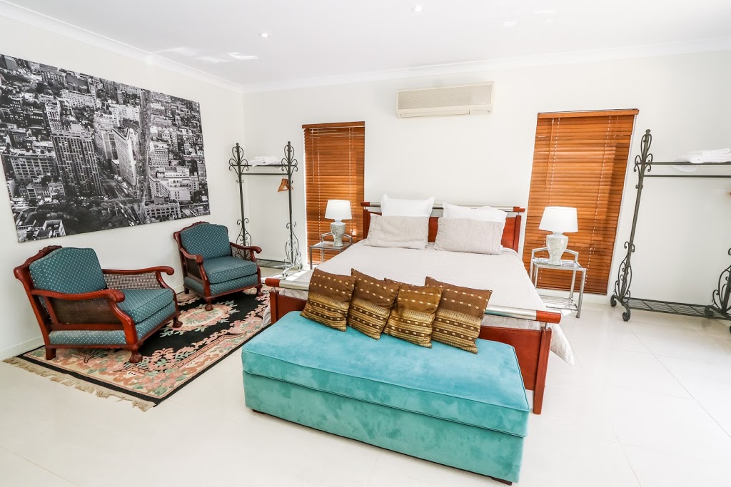 BEACHSIDE ENDEAVOUR CHALET HOLIDAY HOME | Beach House Estate, 29 Agnes St, Agnes Water QLD 4677, Australia | Phone: (07) 4974 9470