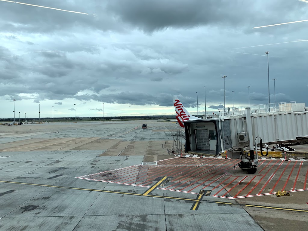 Virgin Australia Lounge Melbourne Airport | Departure Dr, Melbourne Airport VIC 3045, Australia | Phone: 13 67 89