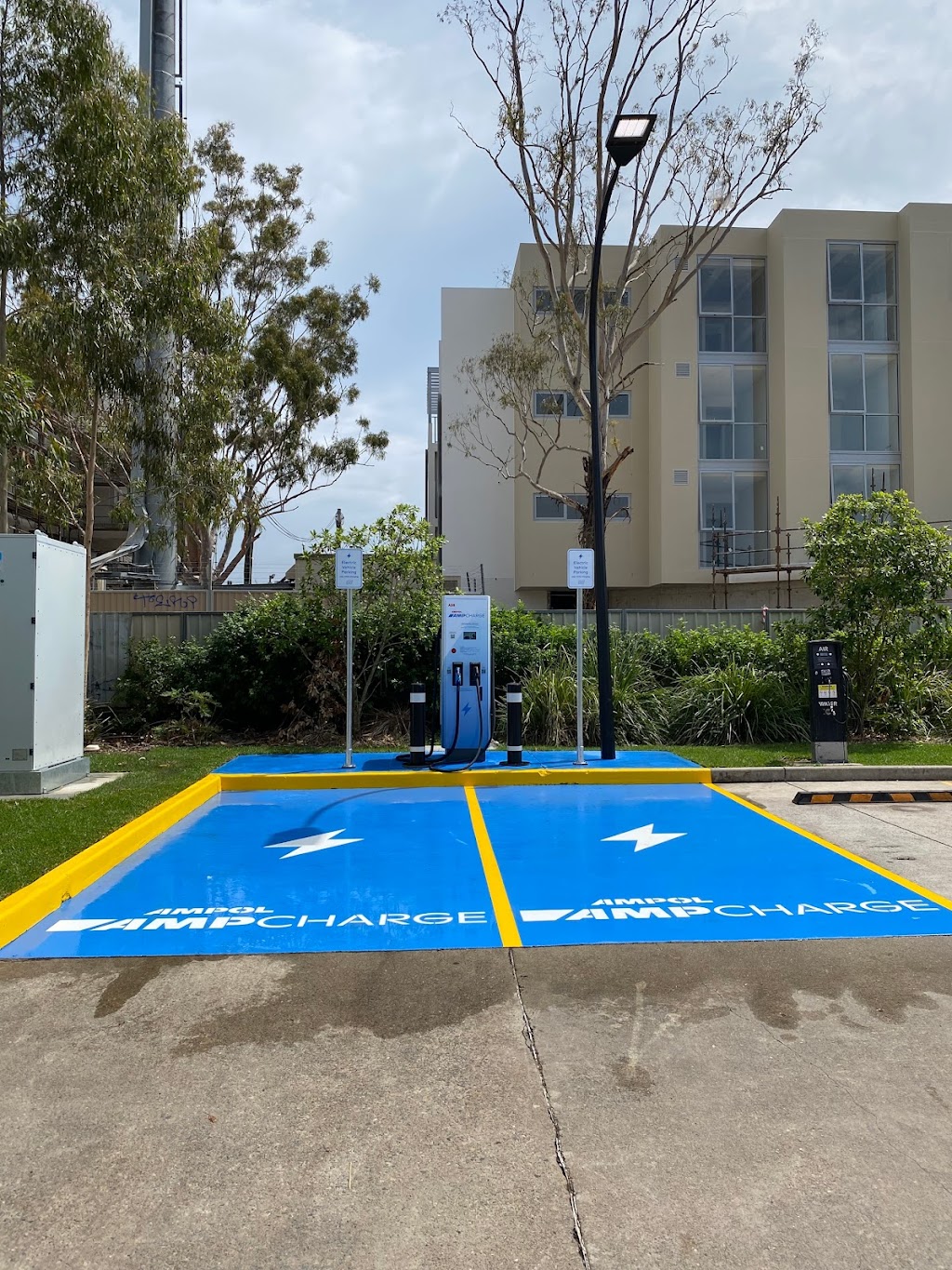 AmpCharge Charging Station | Dunheved Road Cnr, Werrington NSW 2747, Australia | Phone: 13 14 04