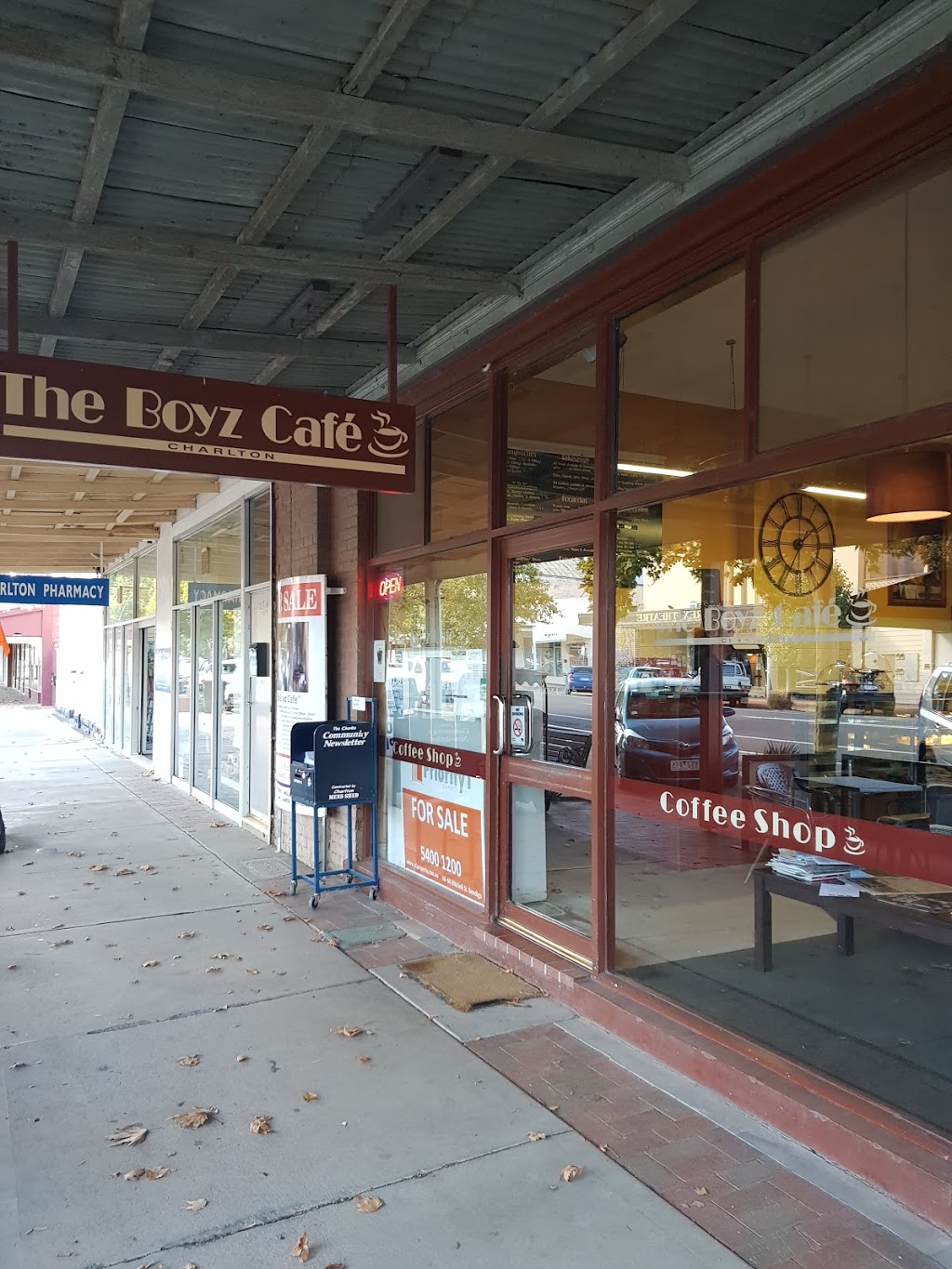 The Boyz Cafe | restaurant | 27 High St, Charlton VIC 3525, Australia | 0354911414 OR +61 3 5491 1414