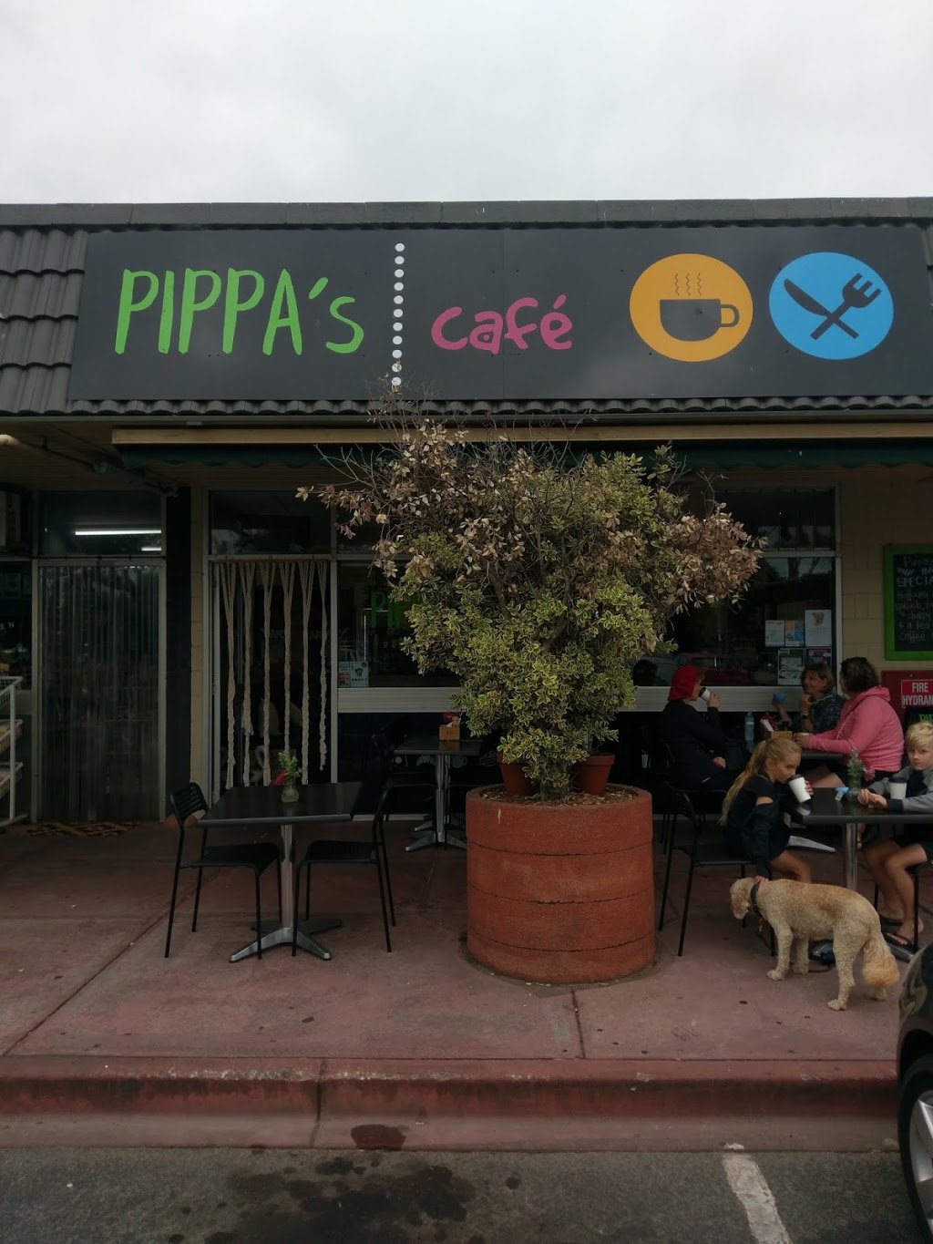 Pippas Cafe | Shop 8/2185 Point Nepean Rd, Rye VIC 3941, Australia