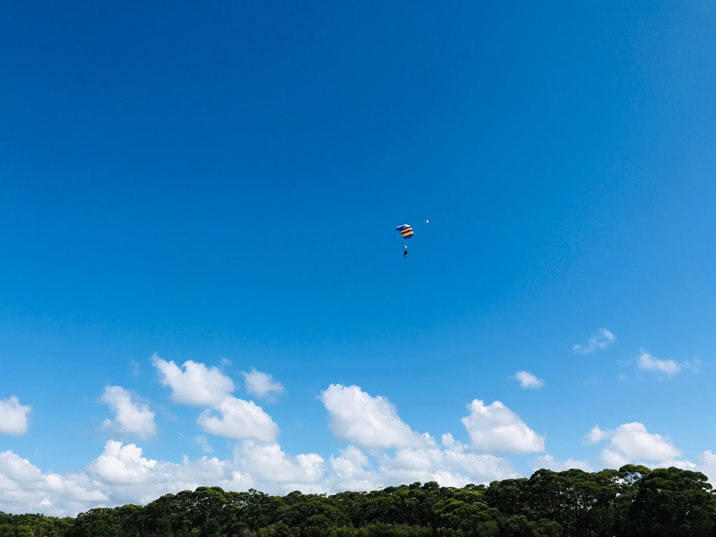 Skydive Sydney-Newcastle |  | Lake Macquarie Airport, 864 Pacific Highway, Marks Point NSW 2280, Australia | 1300663634 OR +61 1300 663 634