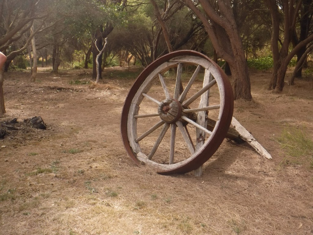 Dingley Dell | museum | 10 Milsteads Rd, Port Macdonnell SA 5291, Australia