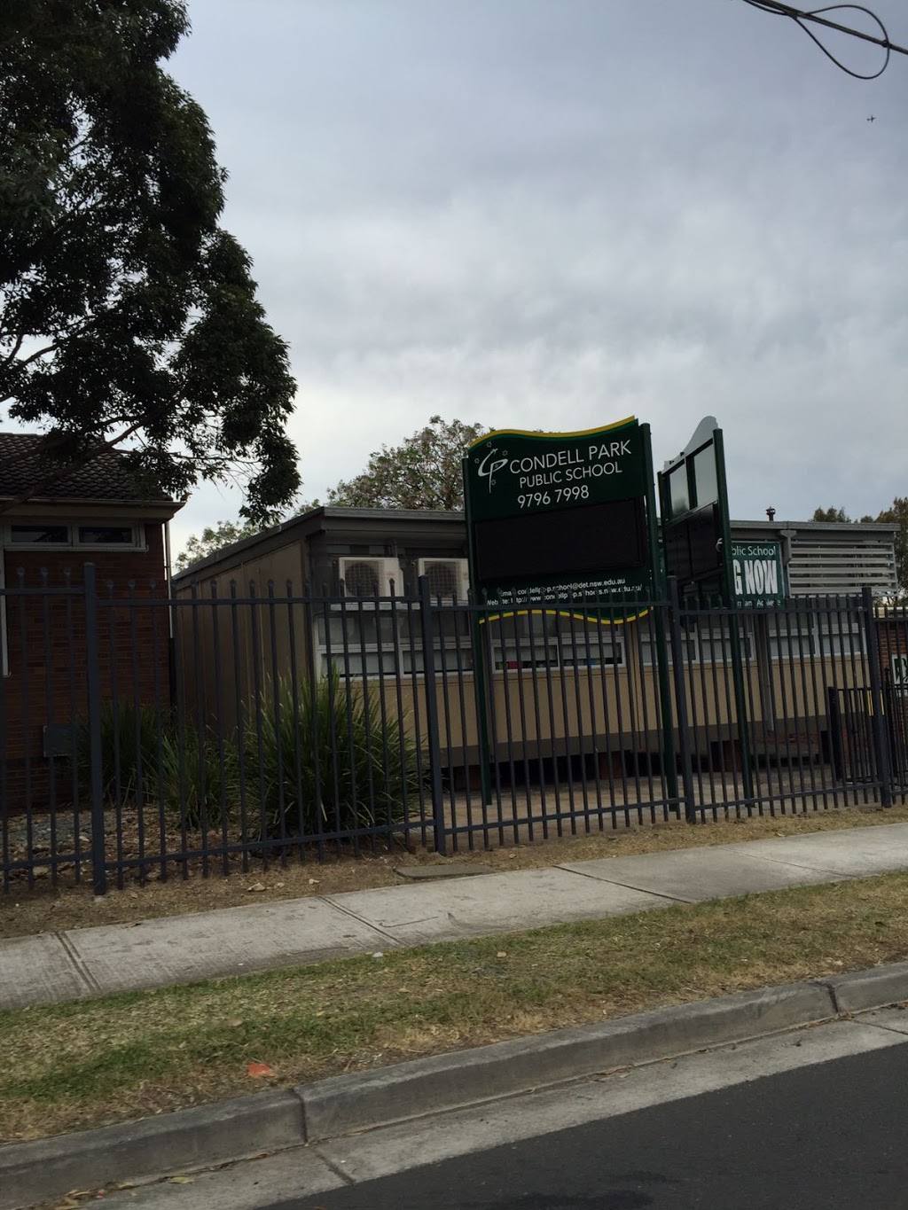 Condell Park Public School | school | Augusta St, Condell Park NSW 2200, Australia | 0297967998 OR +61 2 9796 7998