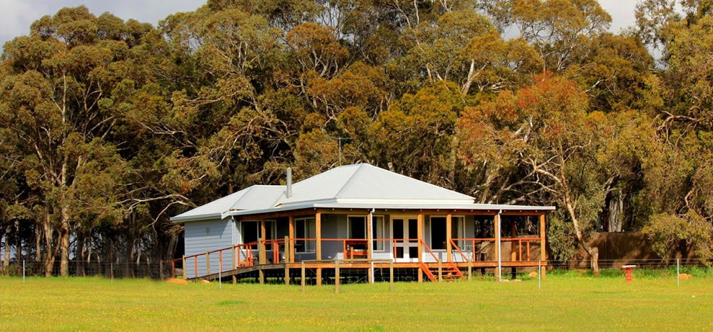 Amber Spring Gardens | lodging | 270 Harders Chitty Rd, West Toodyay WA 6566, Australia | 0895745540 OR +61 8 9574 5540
