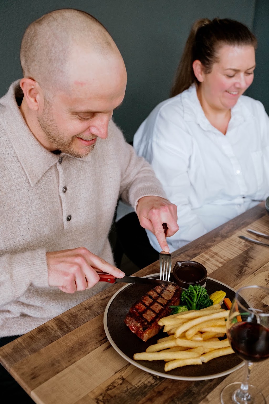 Arena Bar and Bistro | 91 Inglis St, West Bendigo VIC 3550, Australia | Phone: (03) 5440 6200