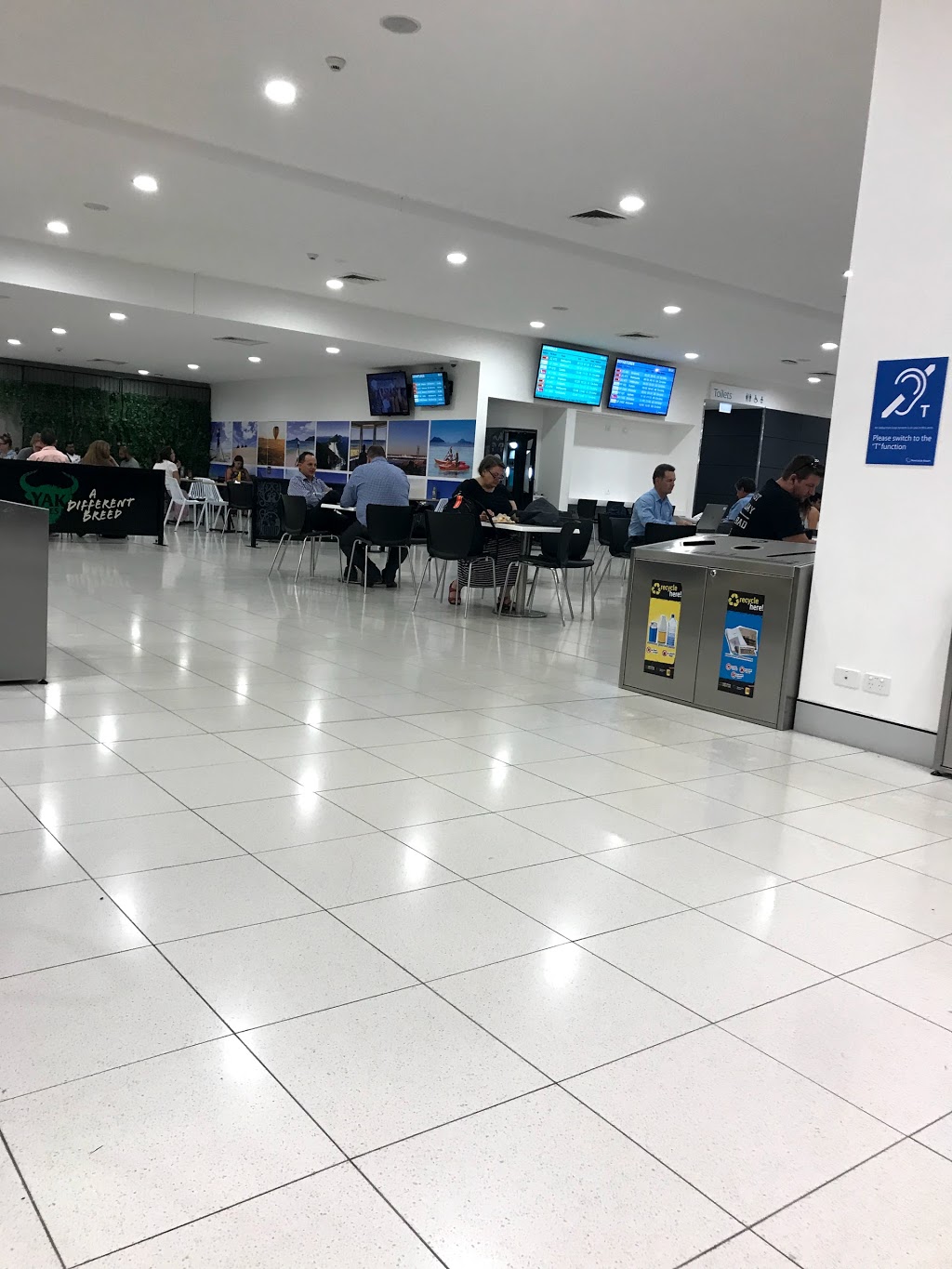 Newcastle Airport Information Services |  | 1 Williamtown Dr, Williamtown NSW 2318, Australia | 0249289800 OR +61 2 4928 9800
