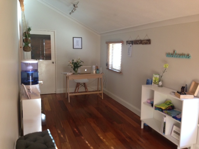 Recover Wellbeing - Pilates and Holistic Health Studio | gym | 8 Thrower Dr, Currumbin QLD 4223, Australia | 0432245958 OR +61 432 245 958