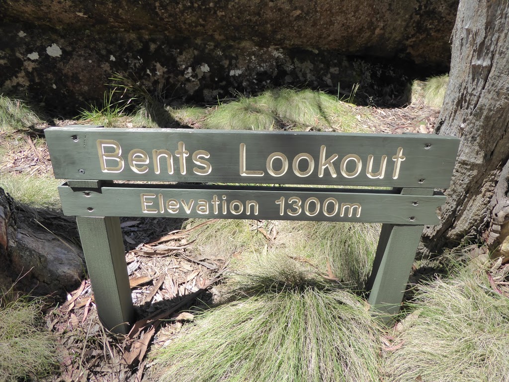 Mount Buffalo Lookout | Mount Buffalo VIC 3740, Australia | Phone: 13 19 63