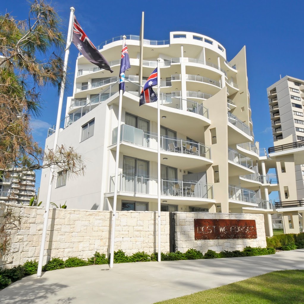 St Georges Defence Holiday Suites | lodging | 192 Marine Parade, Coolangatta QLD 4225, Australia | 0755361261 OR +61 7 5536 1261