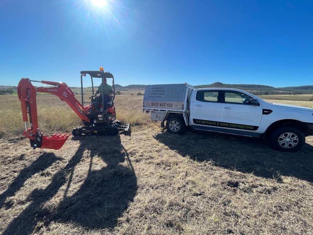 GR Metcalfe & Sons Contracting | 1 Ghost Gate Rd, Mount Marshall QLD 4362, Australia | Phone: 0432 687 153