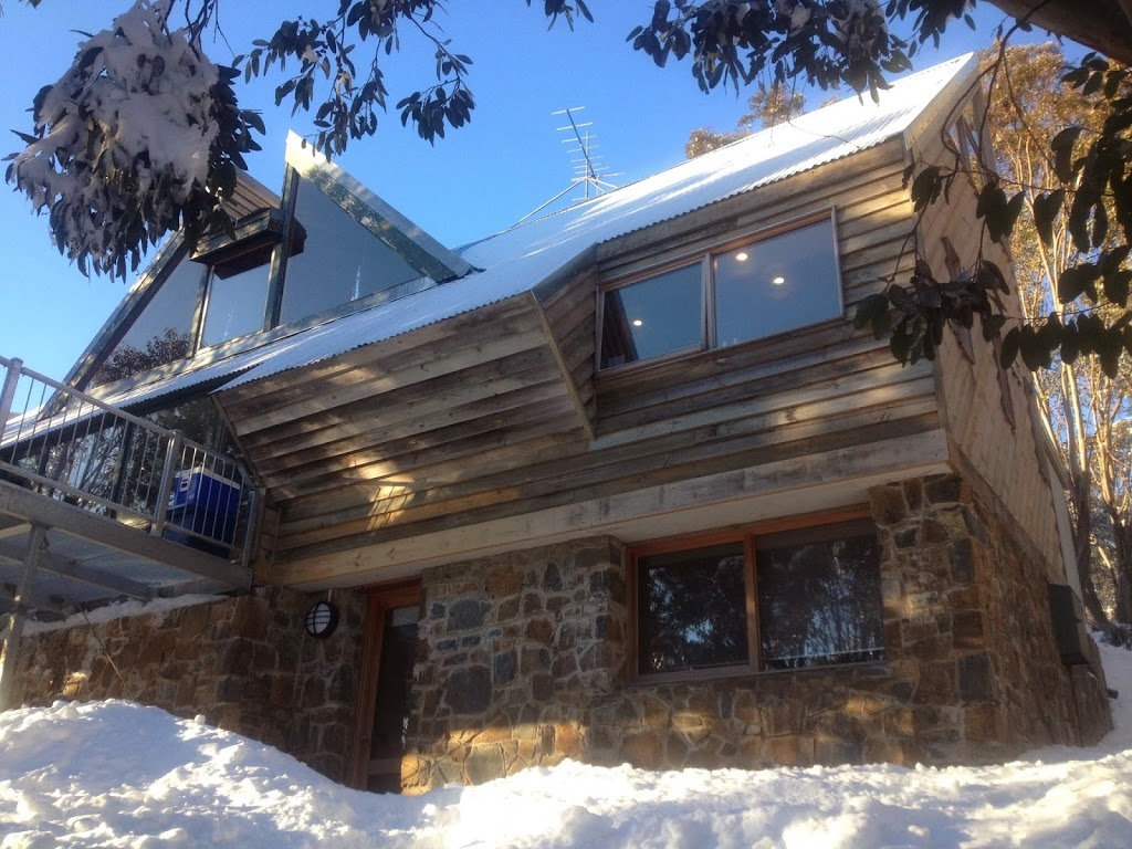 Chorki Lodge | lodging | 3 Snowgum Ln, Falls Creek VIC 3699, Australia | 0439001531 OR +61 439 001 531