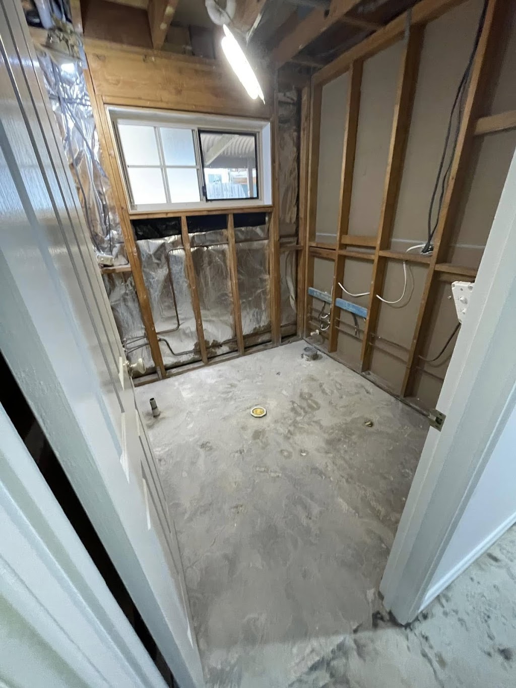 Pure Pro Group - Asbestos Removal and Strip Out Demolition | 22/40 Counihan Rd, Seventeen Mile Rocks QLD 4073, Australia | Phone: 1300 002 297