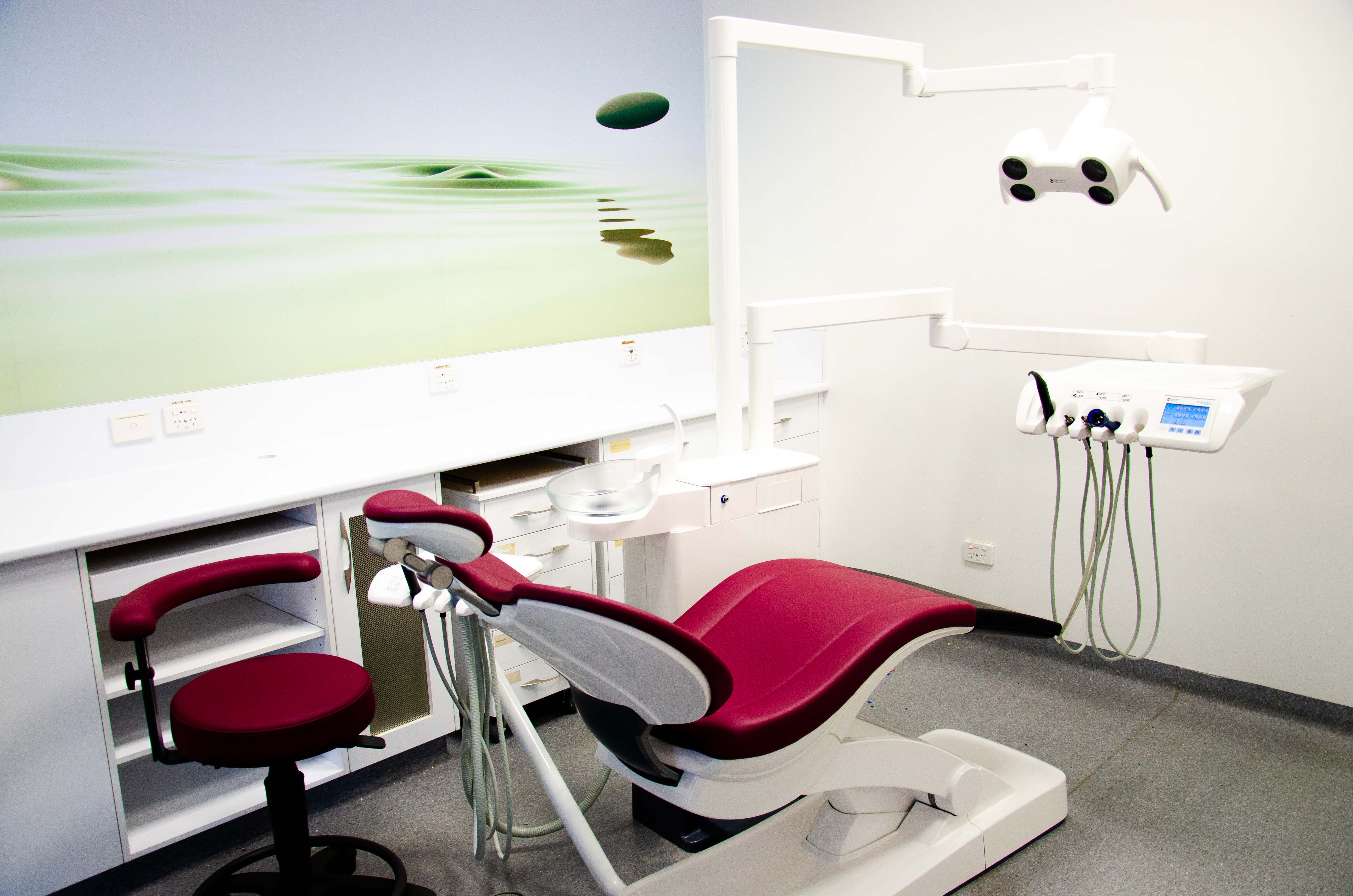 New Smiles Dental | dentist | Suite 1/340 Bell St, Preston VIC 3072, Australia | 0394730800 OR +61 3 9473 0800
