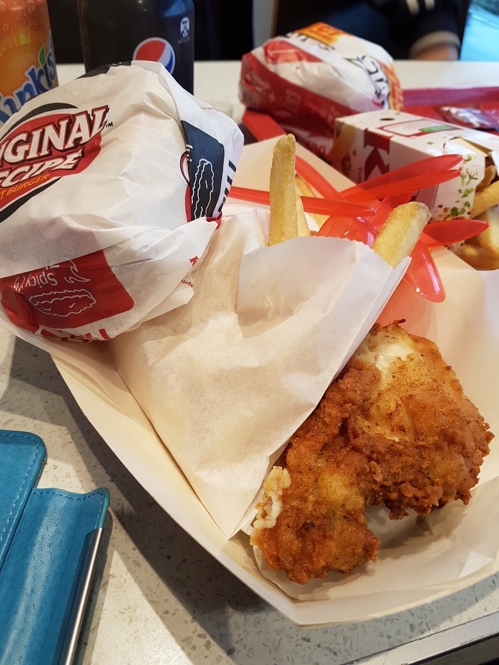 KFC Blacktown | meal takeaway | 210 Richmond Rd, Blacktown NSW 2148, Australia | 0296716170 OR +61 2 9671 6170