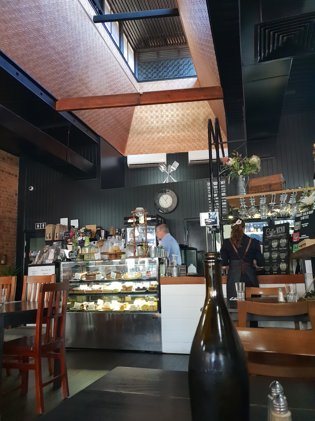 Fourthchild Licensed Cafe Restaurant | 215 Brisbane St, Ipswich QLD 4305, Australia | Phone: (07) 3281 9934