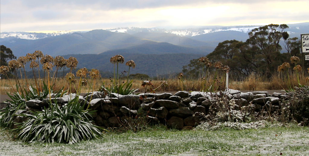 Tanjenong Cottages | lodging | 6875 Taralga Rd, Curraweela NSW 2580, Australia | 0248438150 OR +61 2 4843 8150