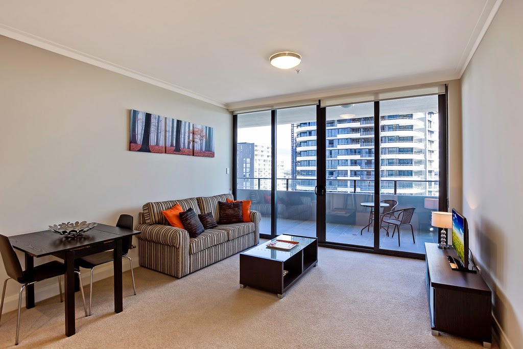 Astra Apartments Rhodes | 46 Walker St, Rhodes NSW 2138, Australia | Phone: 1300 797 321