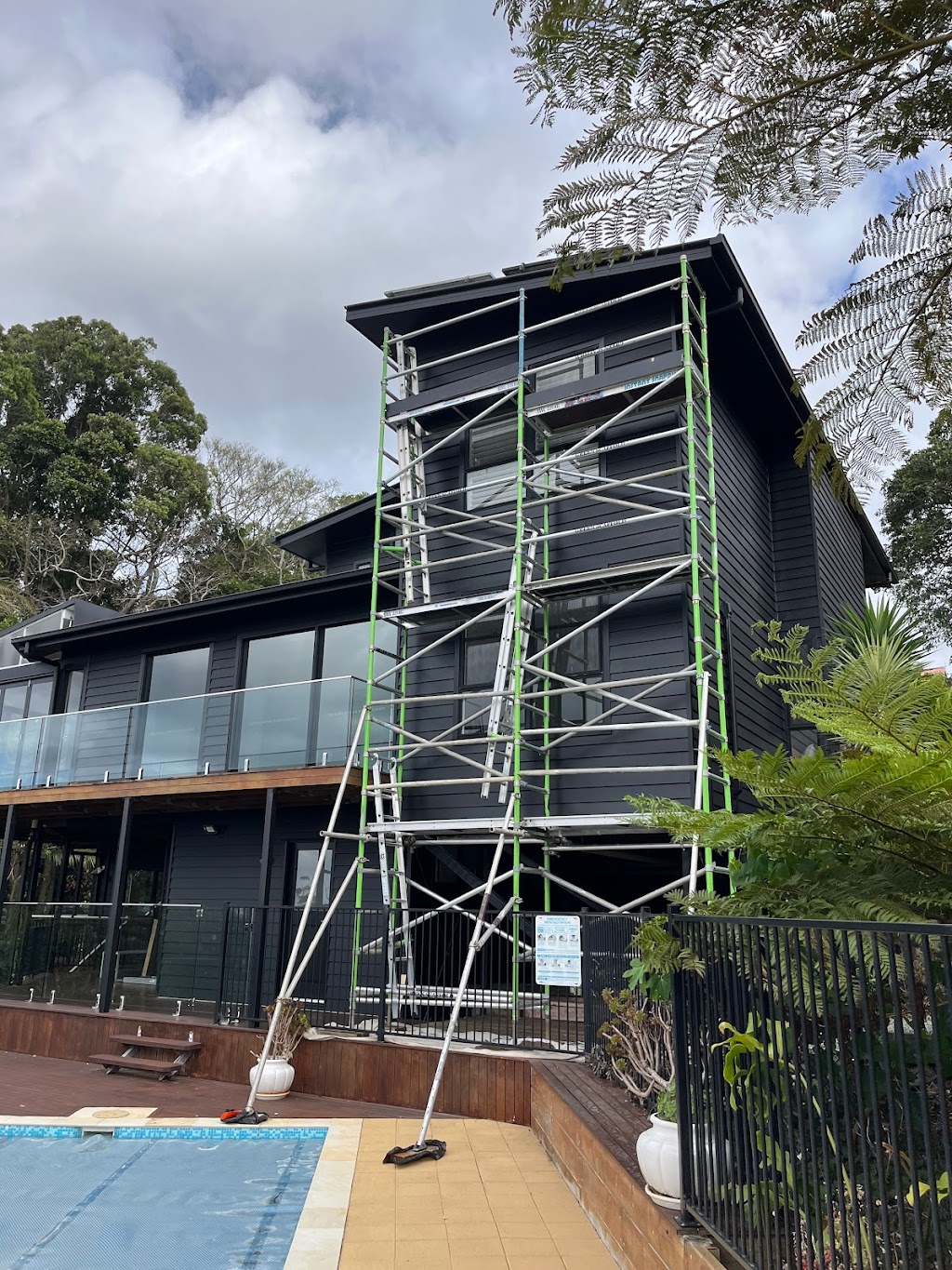 Green Scaffold | 659 Beechmont Rd, Lower Beechmont QLD 4211, Australia | Phone: 0418 662 652