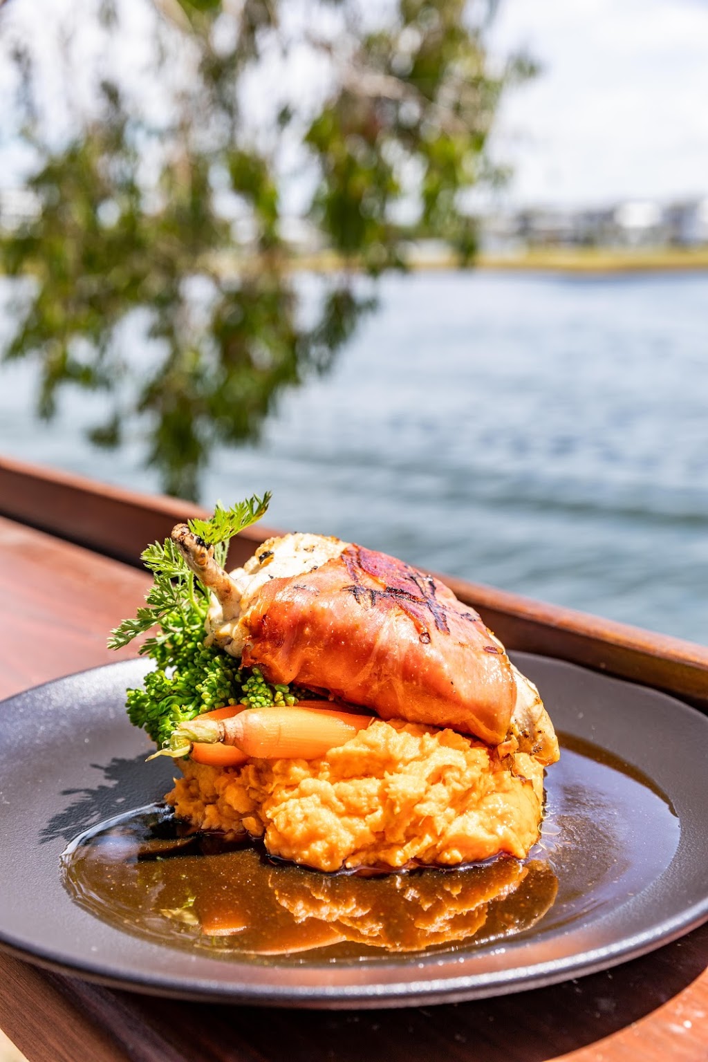 Dublin Docks Tavern | Harbourtown Shopping Centre, Harbour Town Dr, Biggera Waters QLD 4216, Australia | Phone: (07) 5563 9433