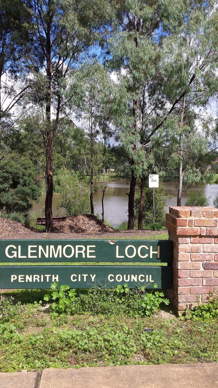 Glenmore Loch | park | Glenmore Park NSW 2745, Australia