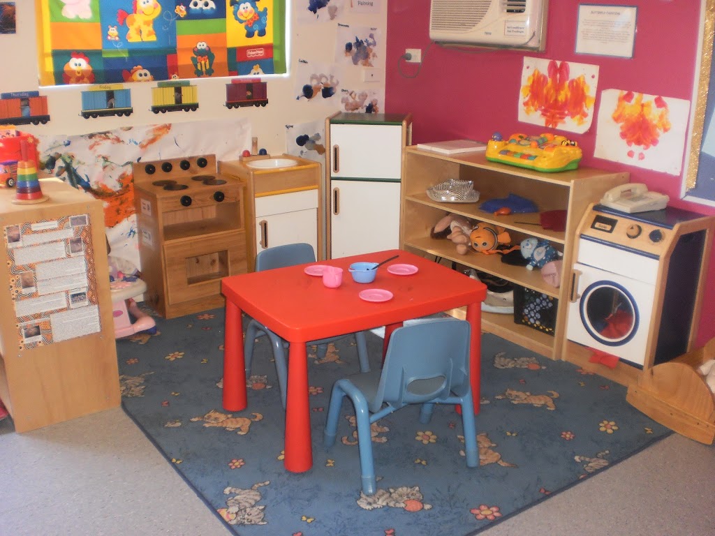 Smileys Childcare Centre | school | 170 Samson St, White Gum Valley WA 6162, Australia | 0893357630 OR +61 8 9335 7630