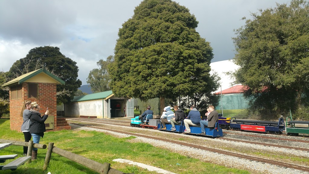 Kilsyth Centenary Pool - 75 Hawthory Rd, Kilsyth VIC 3137, Australia