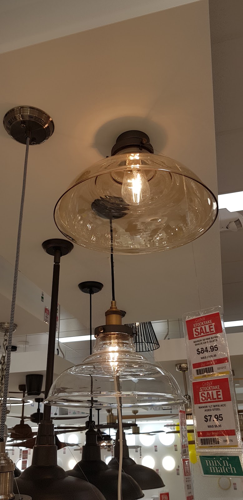 Beacon Lighting Oakleigh | home goods store | 1402-1404 Dandenong Rd, Oakleigh VIC 3166, Australia | 0395631494 OR +61 3 9563 1494