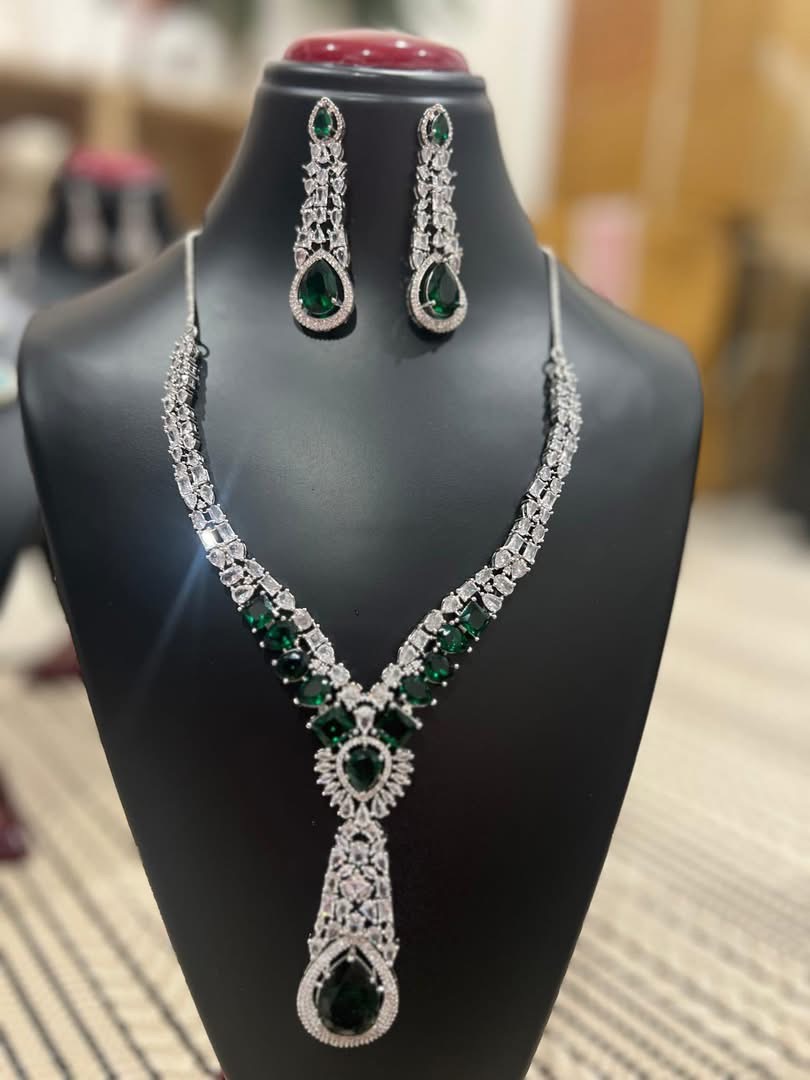 Divine Collection | 15A Hardes Ave, Maryland NSW 2287, Australia | Phone: 0411 575 910