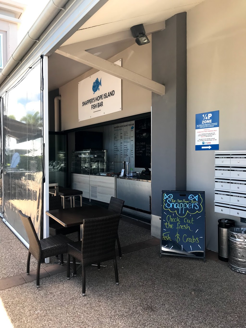 Snappers Hope Island Fish Bar | restaurant | shop 19/10 Santa Barbara Rd, Hope Island QLD 4212, Australia | 0756251600 OR +61 7 5625 1600
