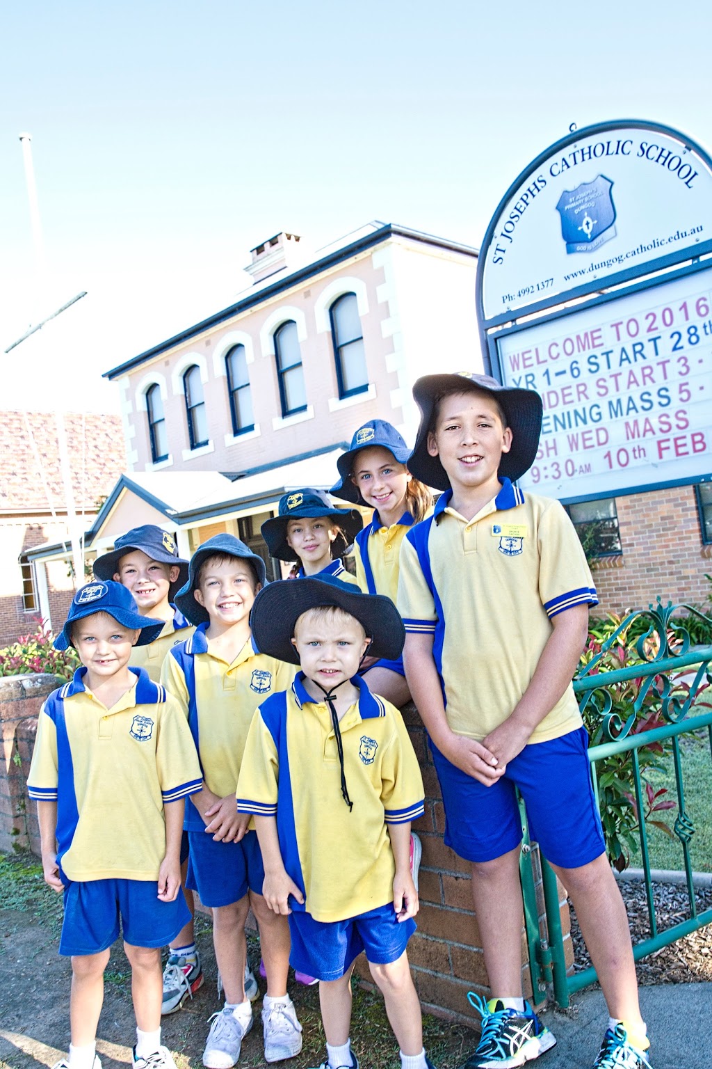 St Josephs Primary School | school | 49 Brown St, Dungog NSW 2420, Australia | 0249921377 OR +61 2 4992 1377
